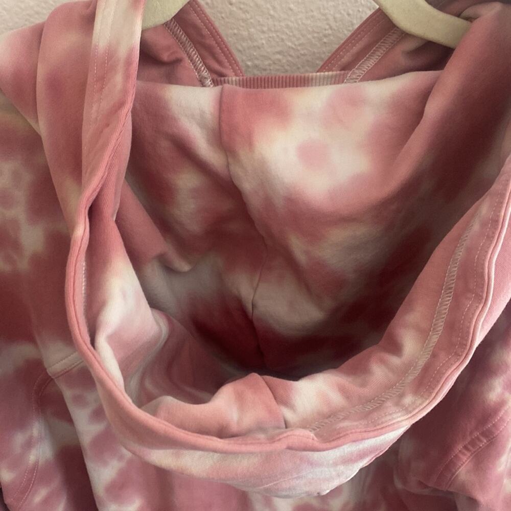 Lululemon Pink and White Tie dye hoodie - Picture 10 of 13